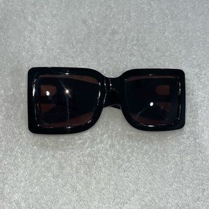 B B sided sunglasses